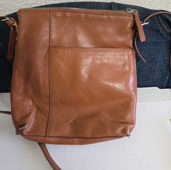 HOBO International Alessa crossbody - Picture 1 of 8